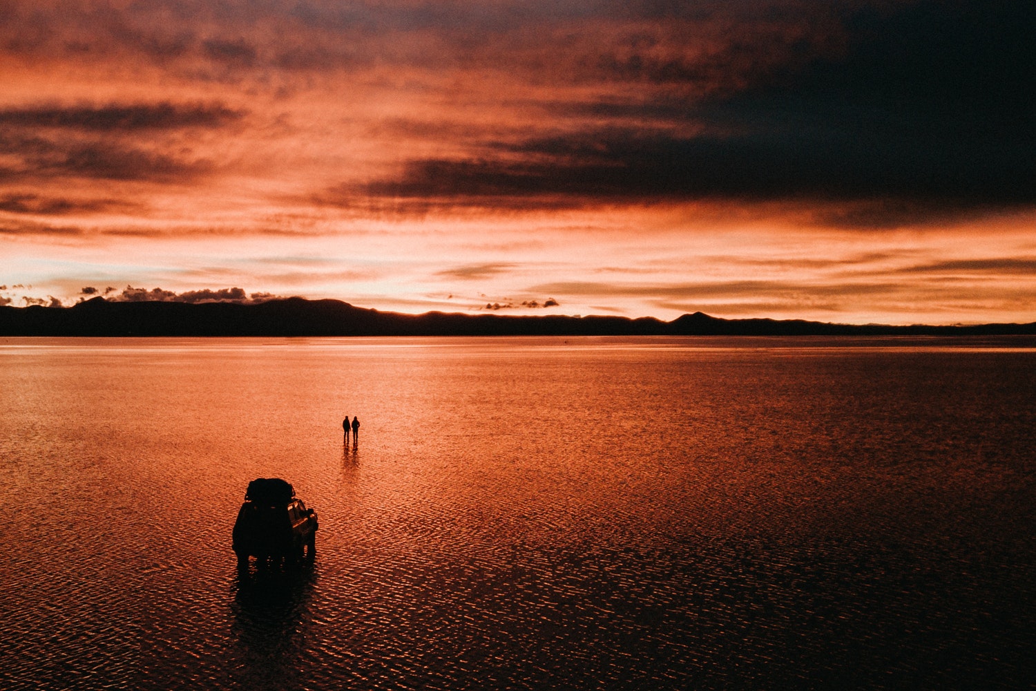 salar de uyuni atardecer